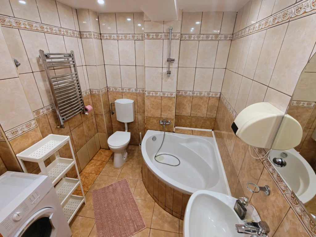 Pumo Properties - Balcesti Design Apartments - Centrul Vechi - Two-bedroom apartment - first floor4